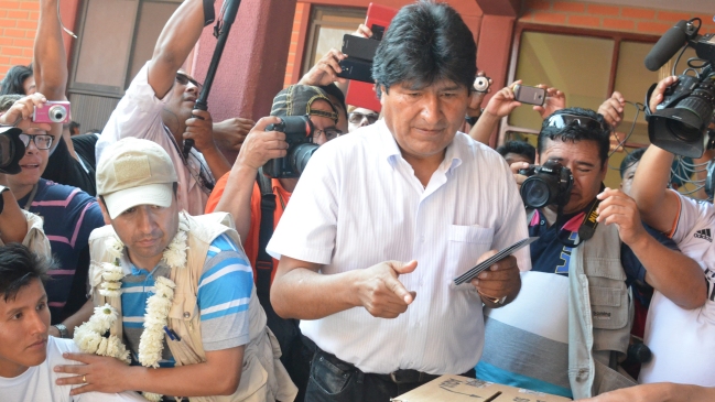 Evo Morales mantiene ventaja en cómputo electoral que aún no alcanza el 50 por ciento