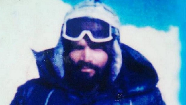 Hallaron congelado el cuerpo de un soldado indio después de 21 años