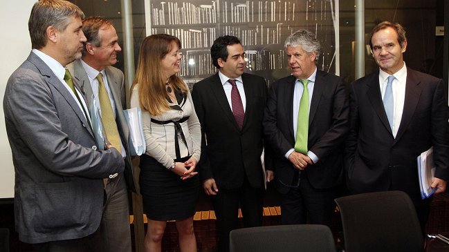 Reforma educacional: Alianza endurece sus críticas en el Senado