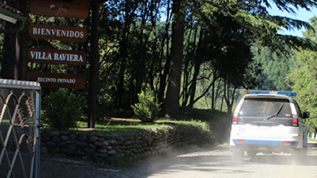 En Villa Baviera conviven diariamente 