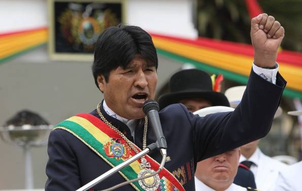 Evo Morales afina réplica a impugnación de Chile frente a demanda en La Haya