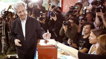 Normalidad y alta participación marca elecciones en Uruguay