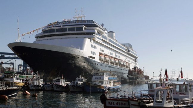 Ébola: Cruceros cumplirán medidas especiales en puertos chilenos