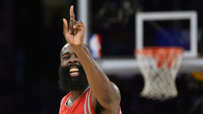 Houston Rockets logró amplio triunfo sobre Los Angeles Lakers en el inicio de la NBA