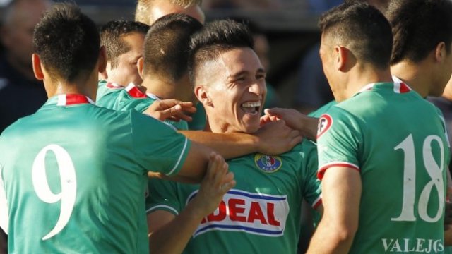 Audax Italiano y Deportes Temuco avanzaron a cuartos de final en Copa Chile