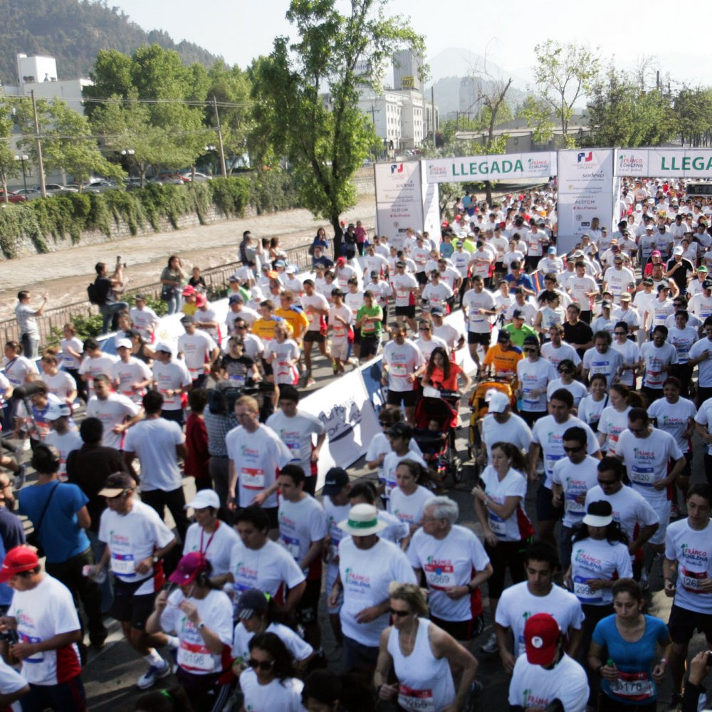 De niños a adultos mayores: La amplia convocatoria de la Corrida Franco Chilena