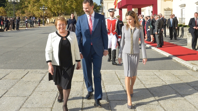 Presidenta Michelle Bachelet inició visita oficial a España