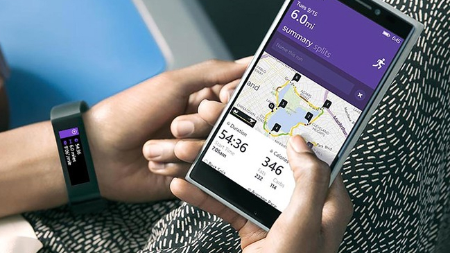Microsoft entra en el mundo de los dispositivos vestibles con una pulsera