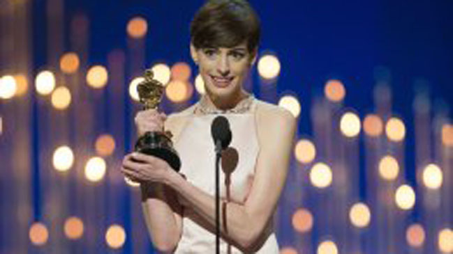 Anne Hathaway: Me encantaría trabajar en una secuela de 