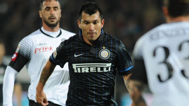 Inter de Milán de Gary Medel visita a Saint Etienne por la Europa League