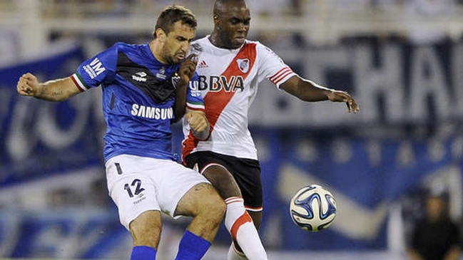 River Plate rescató un empate ante Vélez Sarsfield y continúa en la cima de la liga argentina