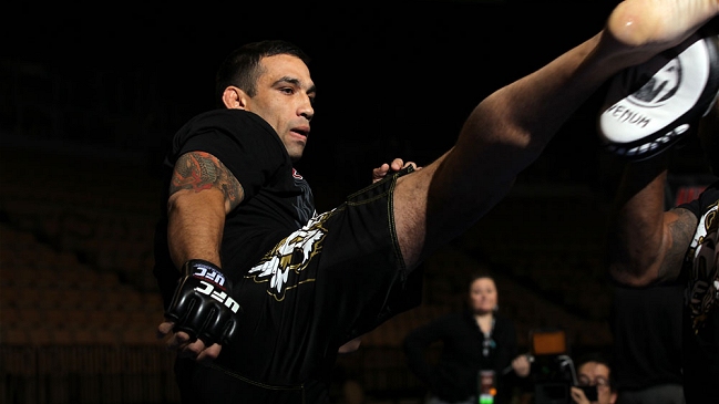 UFC 180: Tiembla la tierra