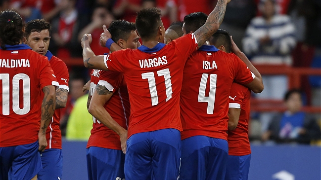 Así jugará Chile este martes ante Uruguay en el Monumental