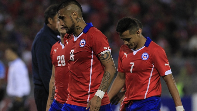 Chile cayó ante un eficiente Uruguay y cerró el 2014 con una derrota