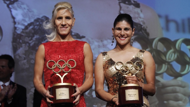 María José Moya y su premio: 