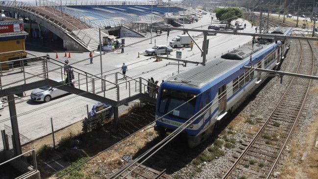 Hombre falleció atropellado por el Merval en Valparaíso