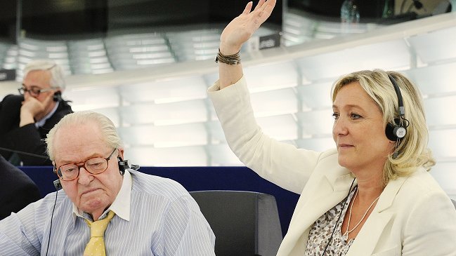 Líder de ultraderecha pide 