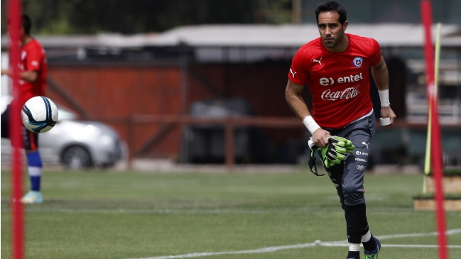 Claudio Bravo: En su momento le fallamos a Claudio Borghi