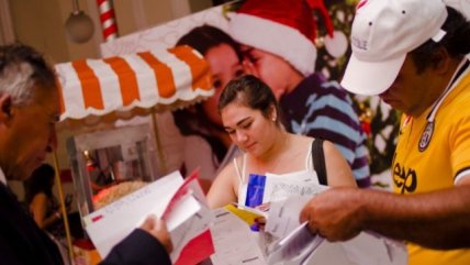   Correos de Chile invita a apadrinar cartas navideñas de niños vulnerables 