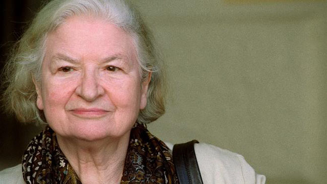 A los 94 años murió la escritora británica P.D. James