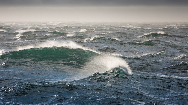 Más de 50 personas permanecen desaparecidas tras naufragio en Rusia