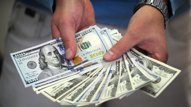 Los beneficios del alza del dólar