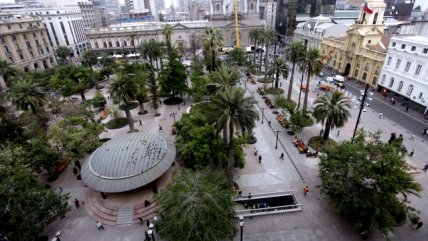 Así luce la renovada Plaza de Armas de Santiago