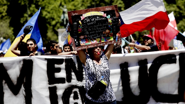 Las gestiones de la DC para destrabar conflicto en el Colegio de Profesores