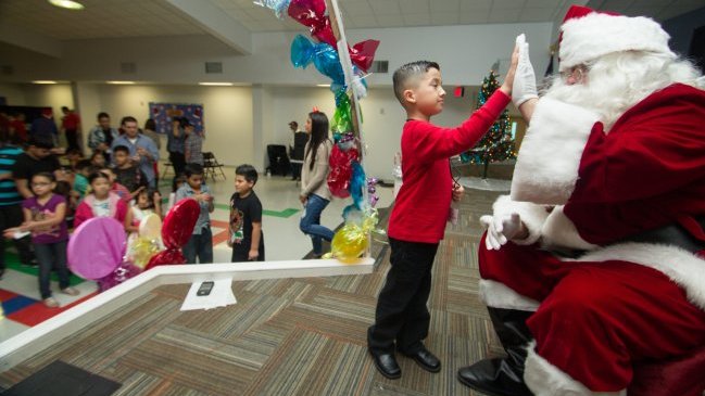 EEUU: Niños migrantes piden en Navidad el regreso de sus padres deportados