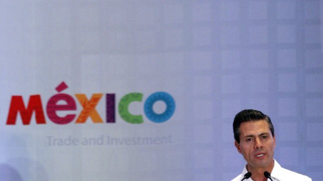 Peña Nieto solidarizó con padres de estudiante identificado por ADN