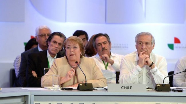 Presidenta Bachelet defendió reforma educacional: La tarea es mejorar la calidad