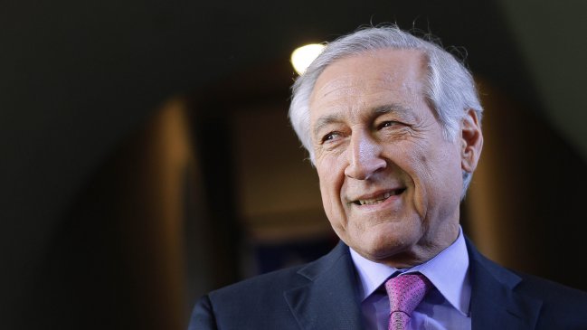 Canciller Muñoz no descartó reunión bilateral con Perú