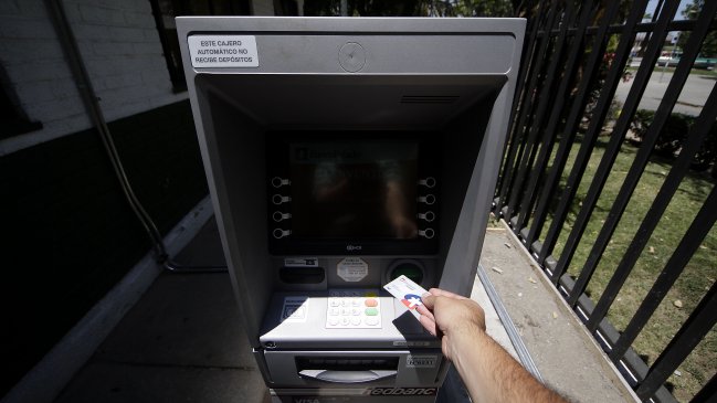 Bancos arriesgan multas de hasta 615 millones de pesos por fallos en cajeros