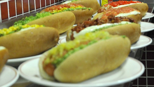 San Fernando: Al menos 200 personas resultaron intoxicadas por comer completos