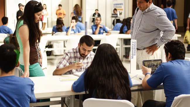 Experto: Educación superior es un completo despelote con aranceles desquiciados