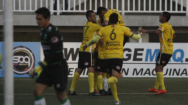 San Luis goleó a Temuco y mantuvo su asedio a San Felipe en la Primera B