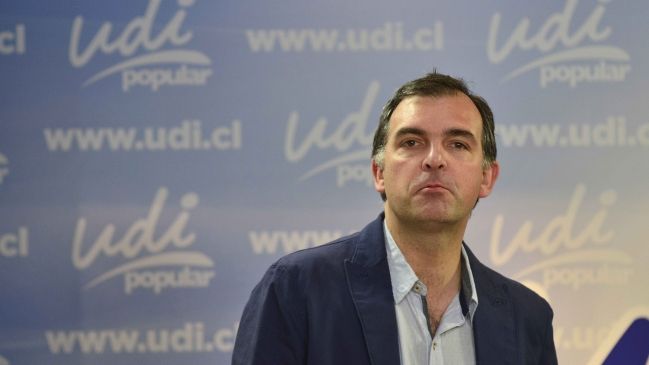 UDI rechaza eliminar aportes de empresas en proyecto para financiar la política