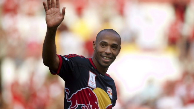 Theo Walcott: Henry fue una inspiración en mi carrera