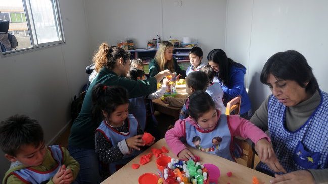 Corte de agua en Valparaíso obliga a cerrar 33 colegios y 15 jardines infantiles