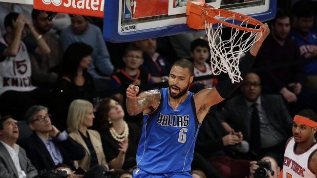 Tyson Chandler se vengó de los Knicks en paliza que les dio Dallas
