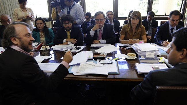 Gobierno puso discusión inmediata a proyecto que modifica el sistema binominal
