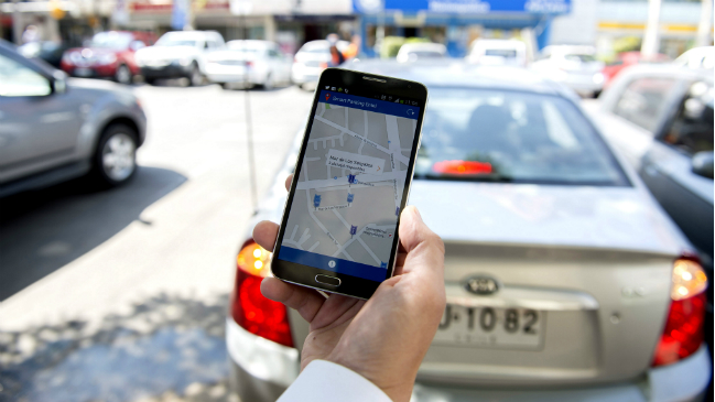 Lanzan aplicación para encontrar estacionamiento desde el celular