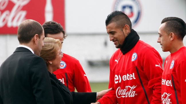 Casi segura es la asistencia de Michelle Bachelet al matrimonio de Arturo Vidal