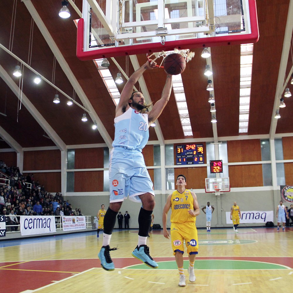 Ancud venció a Universidad de Concepción y se metió en play-offs de la LNB