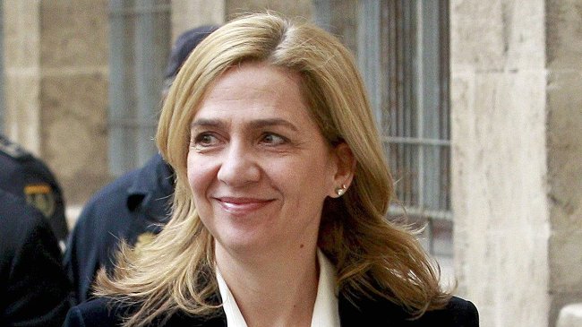 Hermana del rey de España será juzgada en caso de corrupción