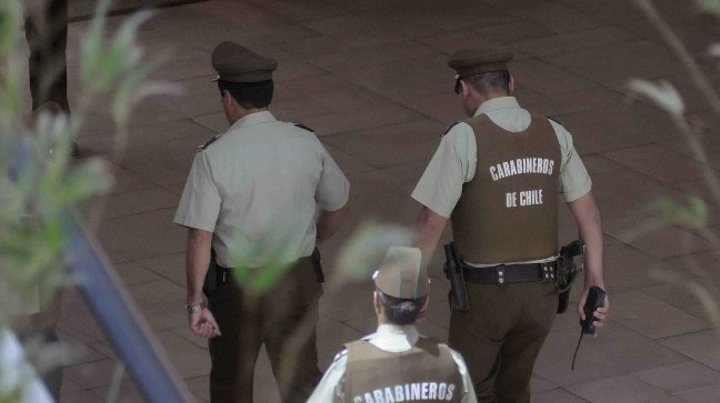 Desconocidos asaltaron armería en centro de Santiago