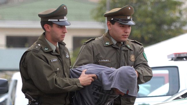 Carabineros detuvo a hombre acusado de violar a una joven en La Reina
