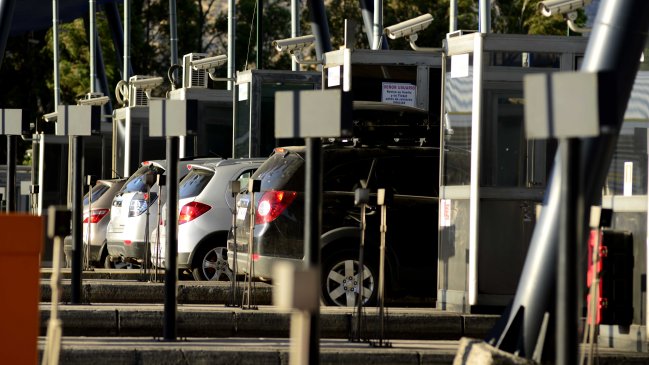 Navidad: 140 mil vehículos saldrán de Santiago