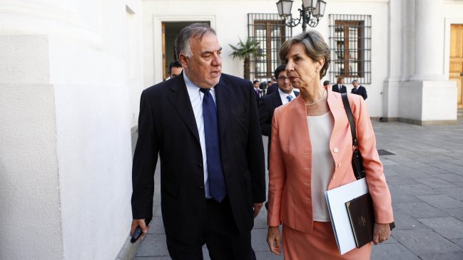 Diputado PS pidió presencia de Andrade en todas las proclamaciones internas