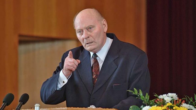 Justicia levantó prohibición de ingreso a líder religioso de Colonia Dignidad